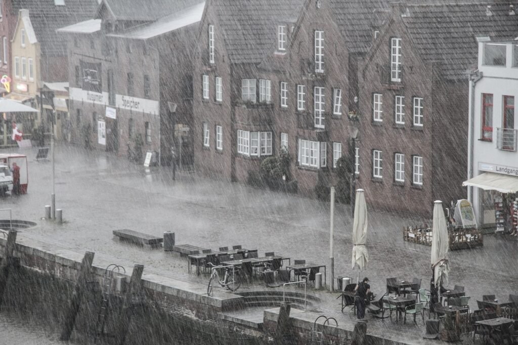 Storm in Town